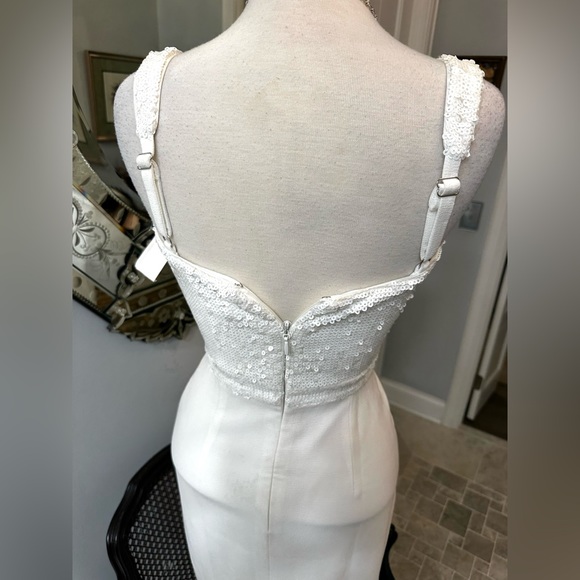 NWT Gorgeous White Dazzling Sequin Top Slimming Tight fitted Classic Dress - Picture 10 of 11